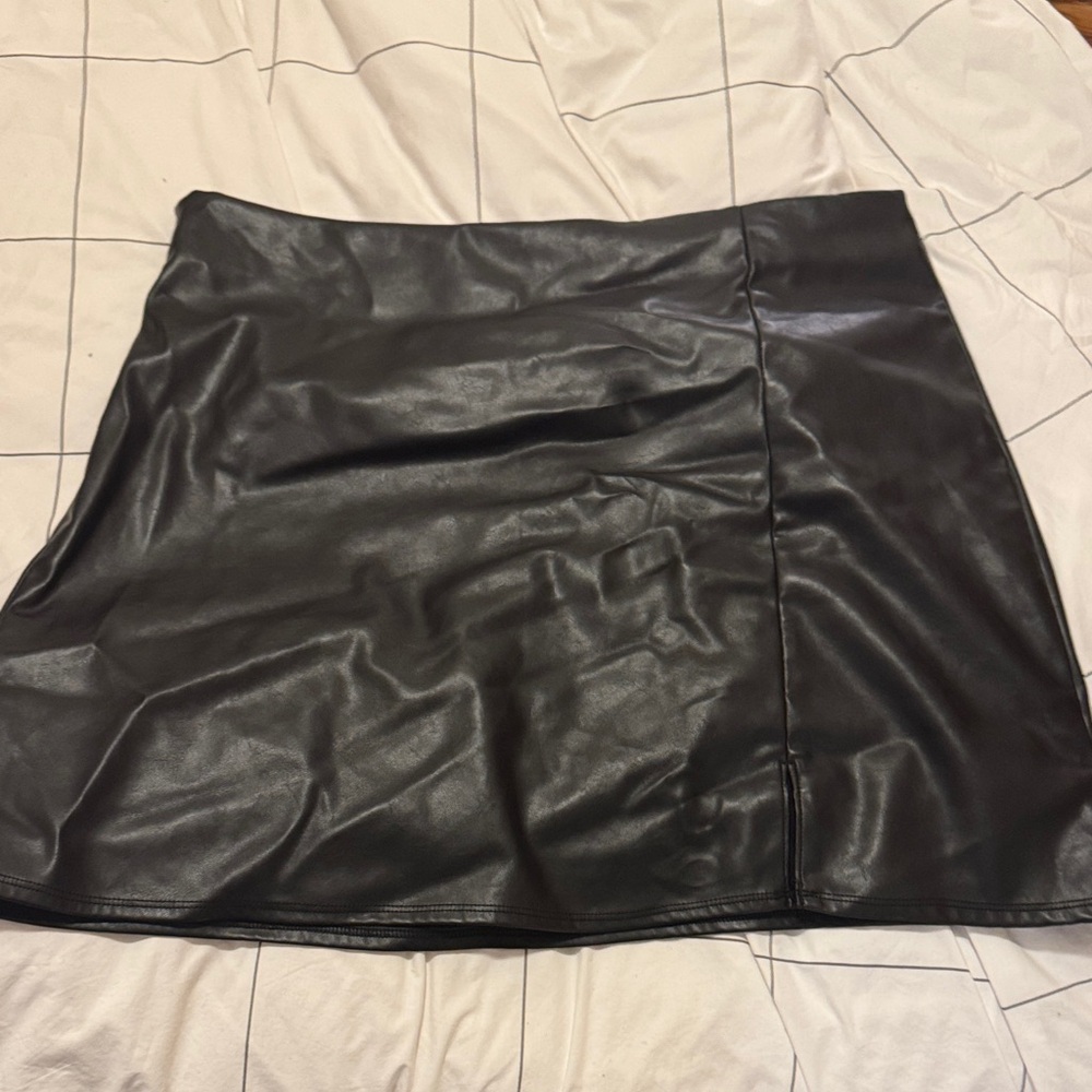 Old Navy Black Faux Leather Mini Skirt